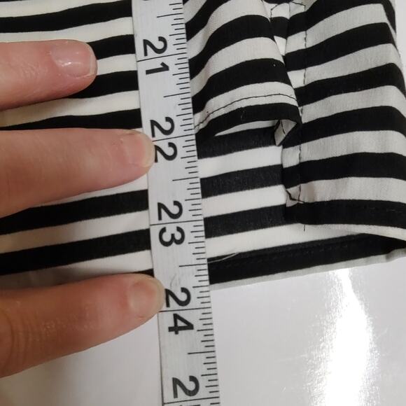 Calvin Klein Black & White Striped Pullover Roll Tab Sleeve Blouse Size XS - Picture 5 of 13